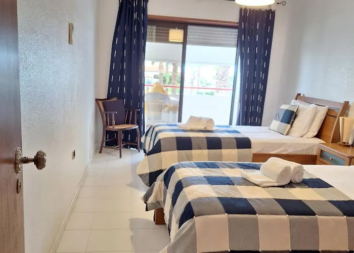 Palmeira Sol- 2 Bedrooms 300m From The Ocean View Porches (Algarve)