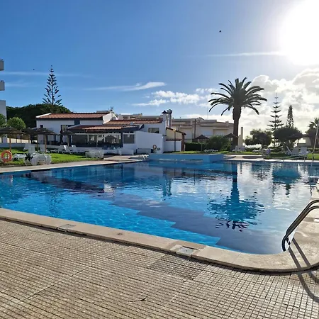 Apartment Palmeira Sol- 2 Bedrooms 300m From The Ocean View Porches (Algarve)