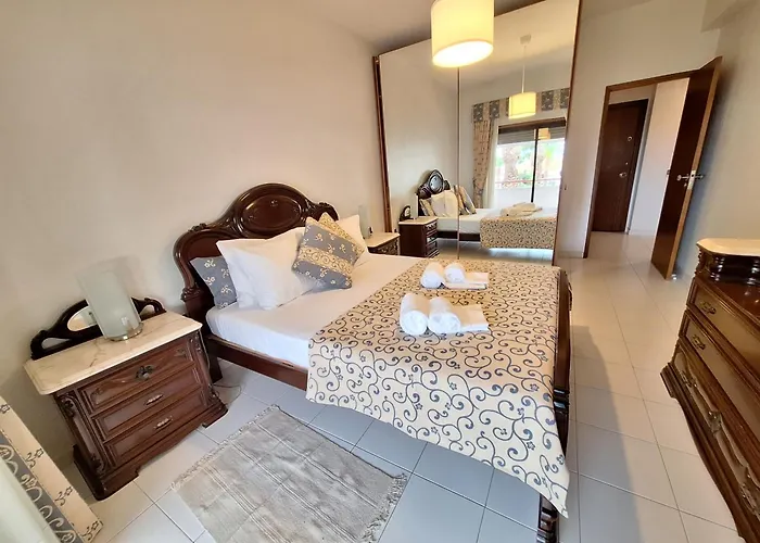 Palmeira Sol- 2 Bedrooms 300m From The Ocean View