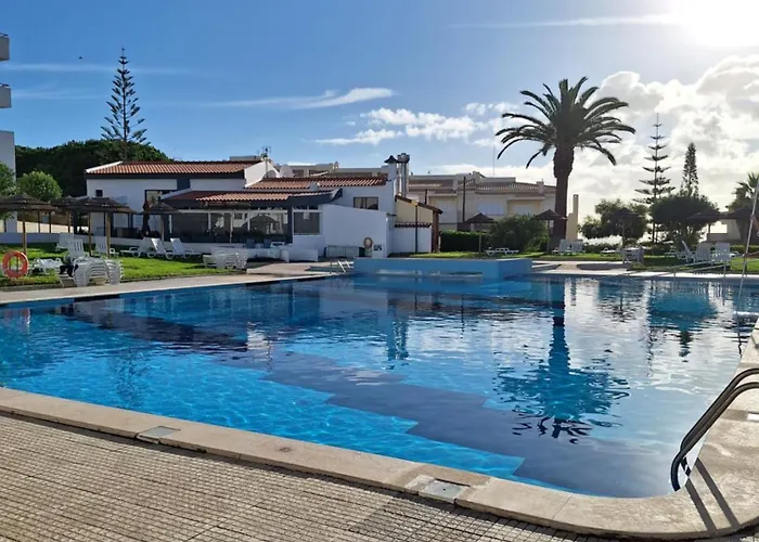 アパート Palmeira Sol- 2 Bedrooms 300m From The Ocean View ポルシェス